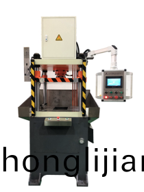 壓(ya)鑄(zhu)切邊(bian)機