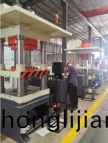 生(sheng)産(chan)車(che)間