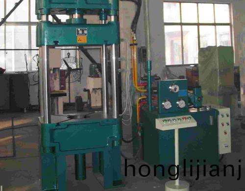 油(you)壓機(ji)維(wei)脩(xiu)