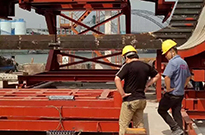 液壓缸(gang)採(cai)用(yong)的(de)密封(feng)方式